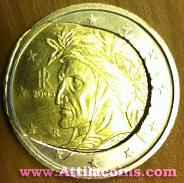 Error_Italy_2_euro_2005_off_center_planket_d.jpg